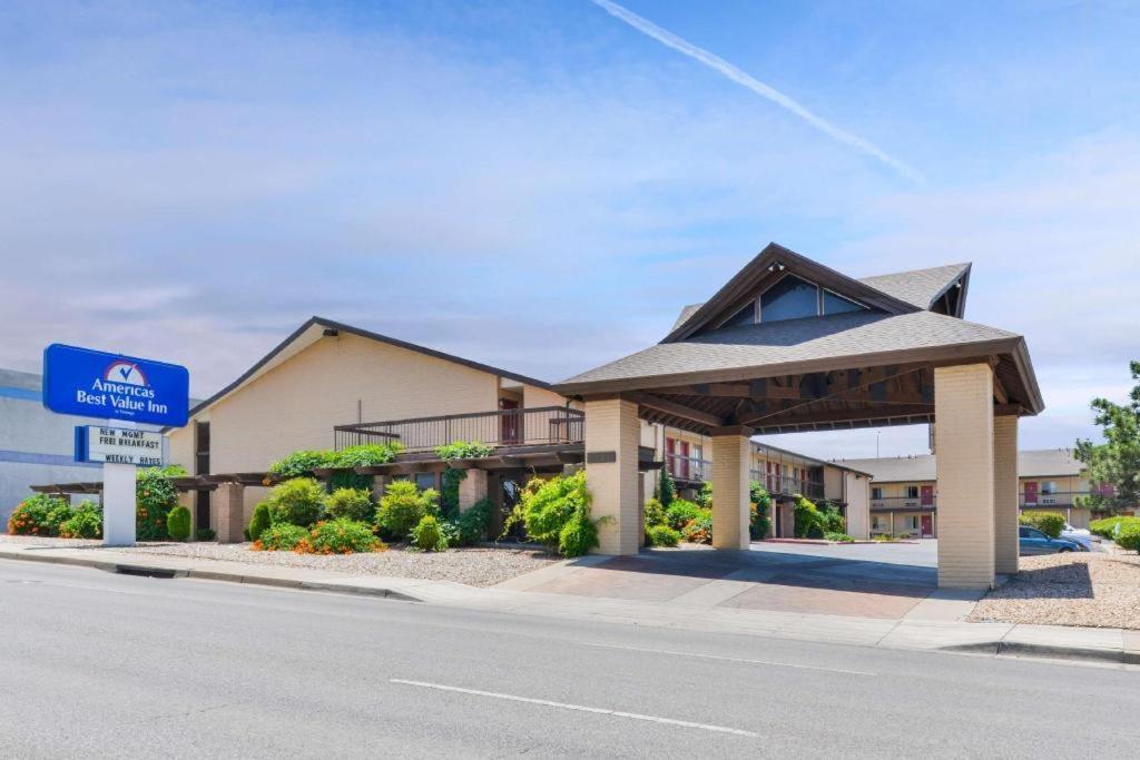 Days Inn By Wyndham Albuquerque Northeast 외부 사진